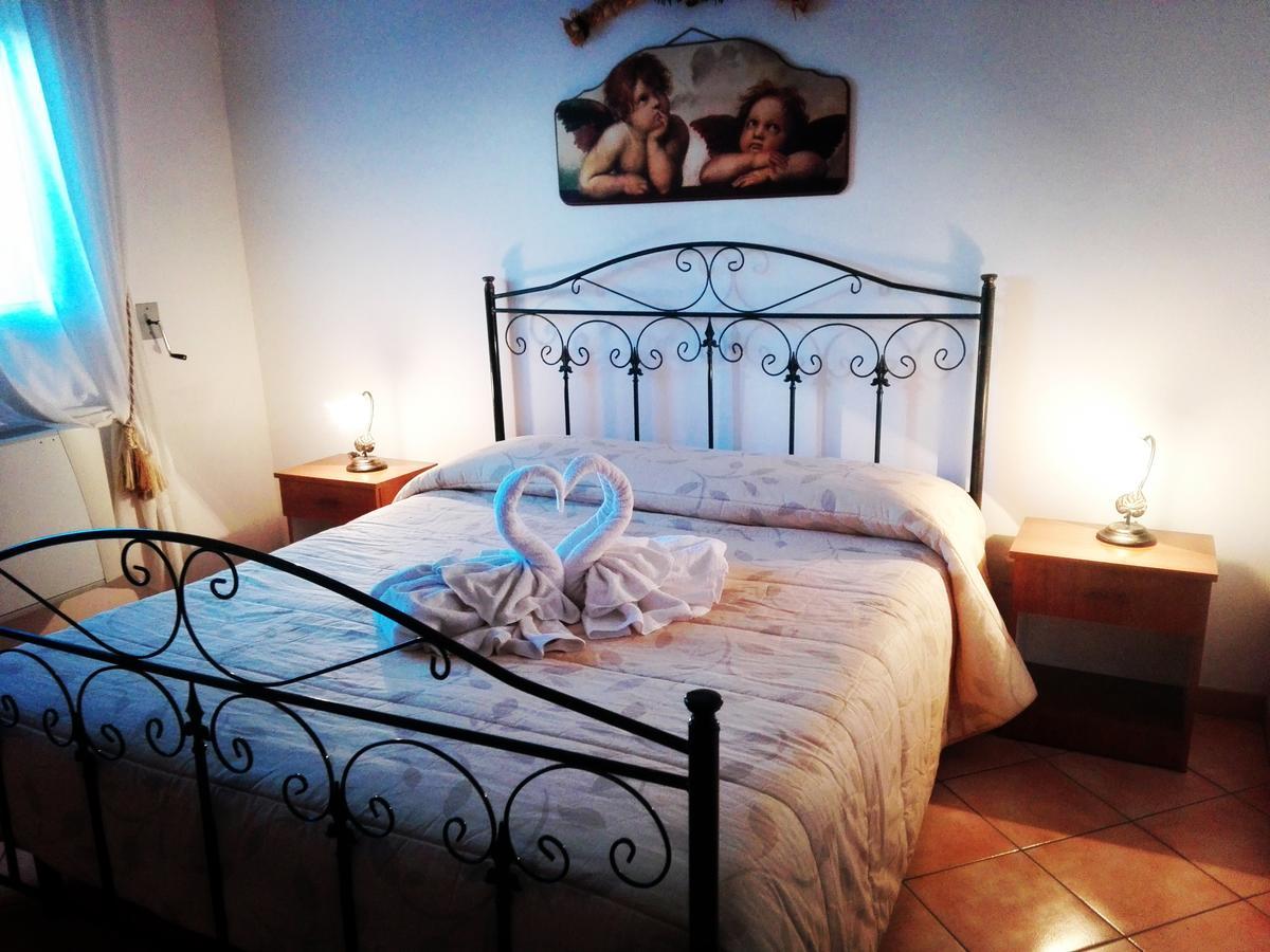 코쿠몰라 Li Pusciai B&B 외부 사진